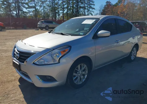 2015 Nissan Versa 1.6 Sv z USA, uszkodzony, nr VIN 3N1CN7AP9FL827819